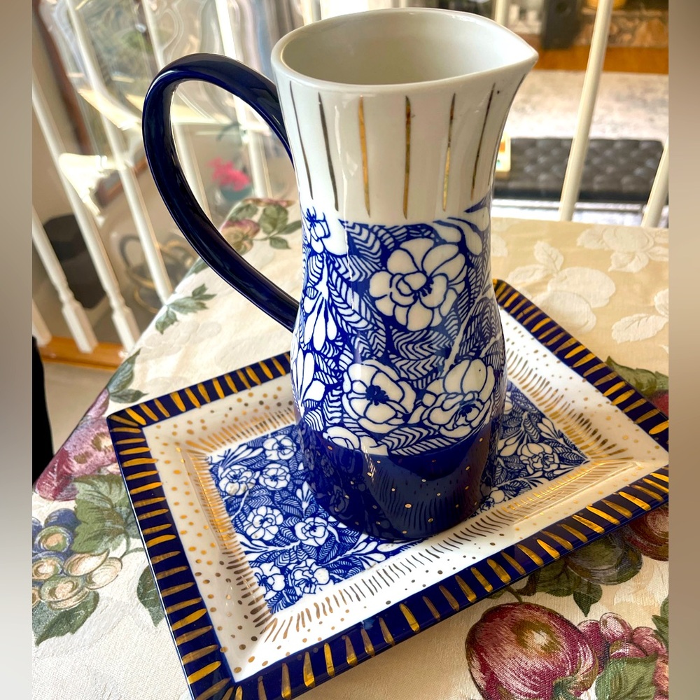 CARLA DINNAGE pitcher and tray